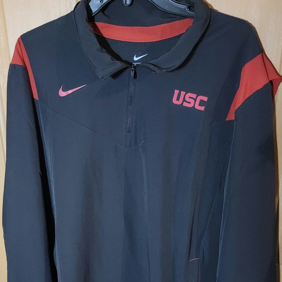 USC TROJANS NIKE ON FIELD LIGHT WEIGHT MID ZIP PULLOVER